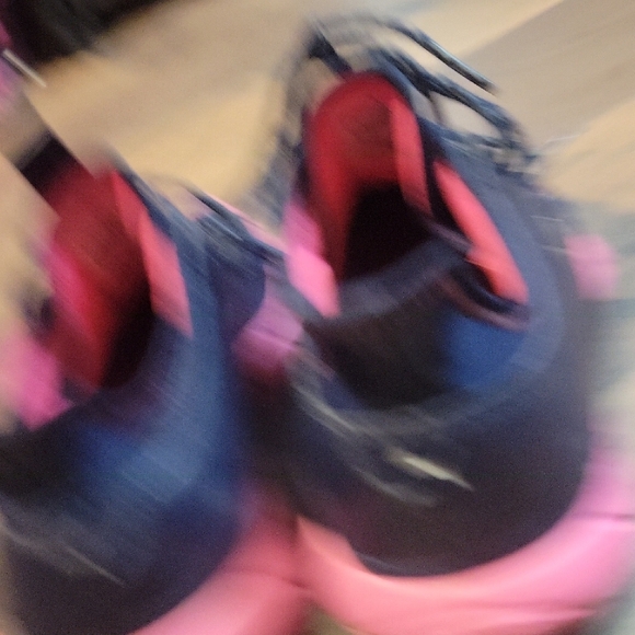 Puma Women's Dark Blue and Pink Sneakers - Picture 15 of 16